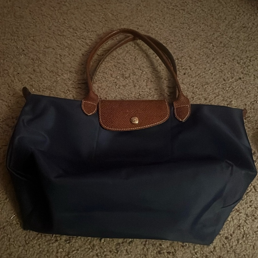 Longchamp navy Purse